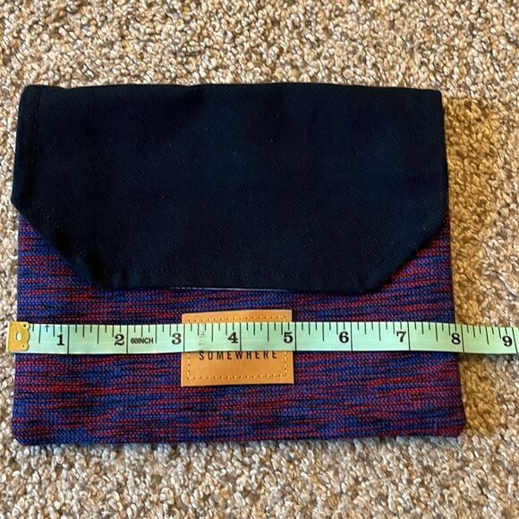 Small Pouch - Picture 5 of 8